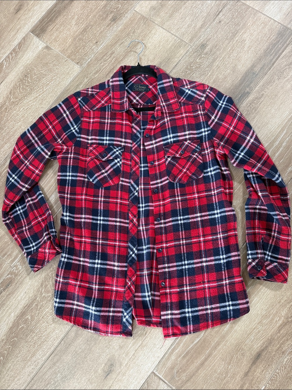 Women’s L Red and Navy Plaid Button-Down Shirt flannel